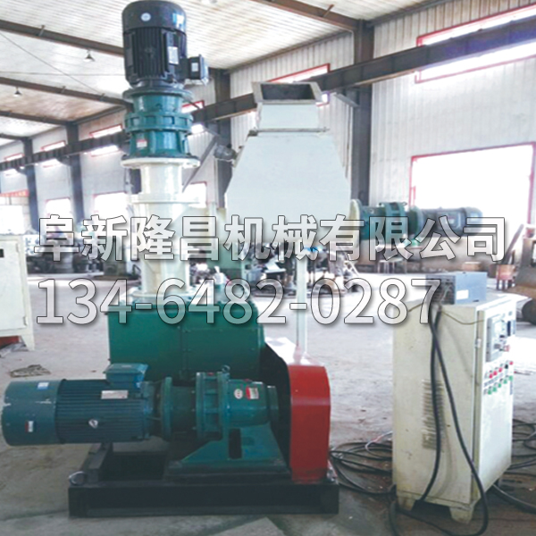 YKHL對滾式壓塊機(jī)